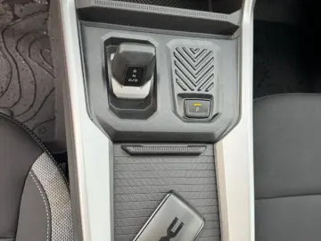 DACIA DUSTER 1.8 HEV 155 Journey