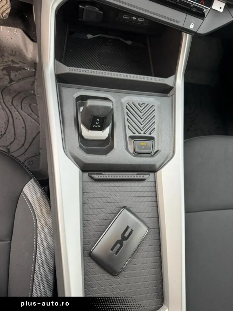 DACIA DUSTER 1.8 HEV 155 Journey