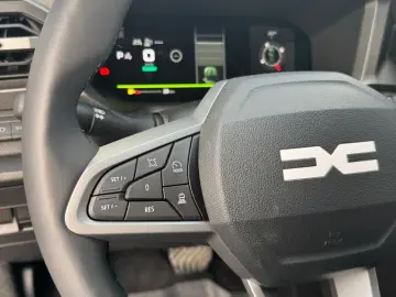 DACIA DUSTER 1.8 HEV 155 Journey