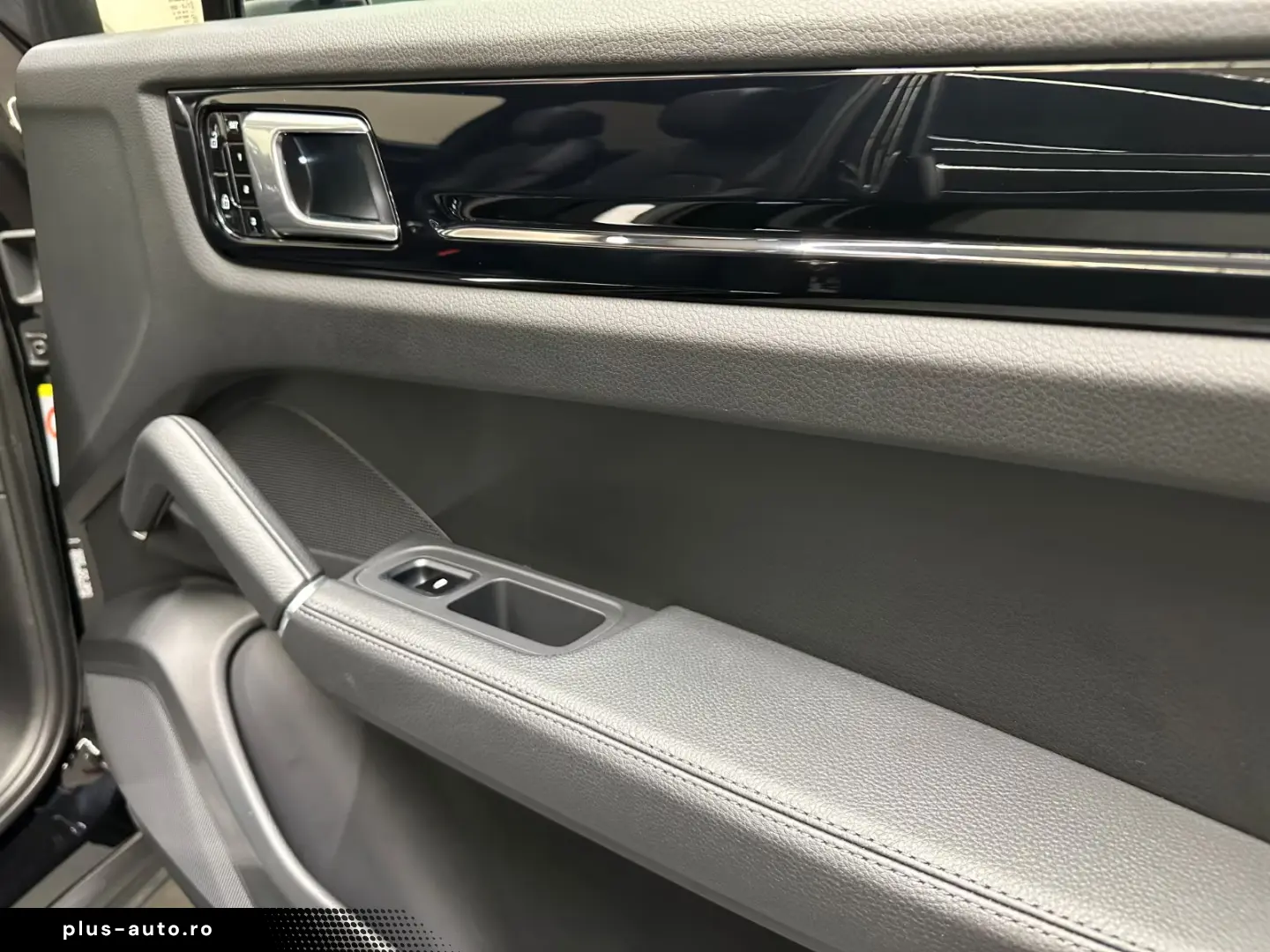 Porsche Cayenne HAND PANORAMADACH