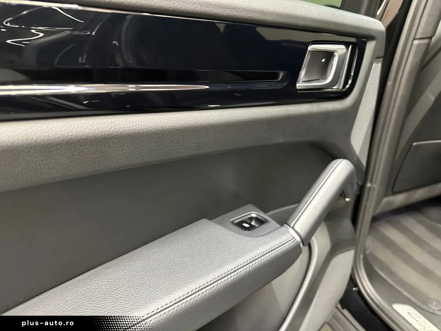 Porsche Cayenne HAND PANORAMADACH