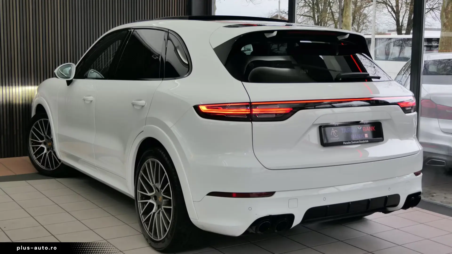 Porsche Cayenne Platinum Edition PANO Sport-Design