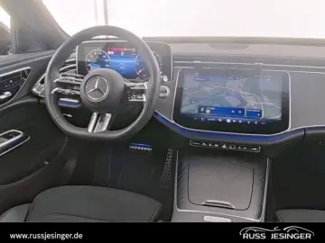 MERCEDES-BENZ E 220 d 4M AHK Distronic 2xKlima 360 AUT Kam.