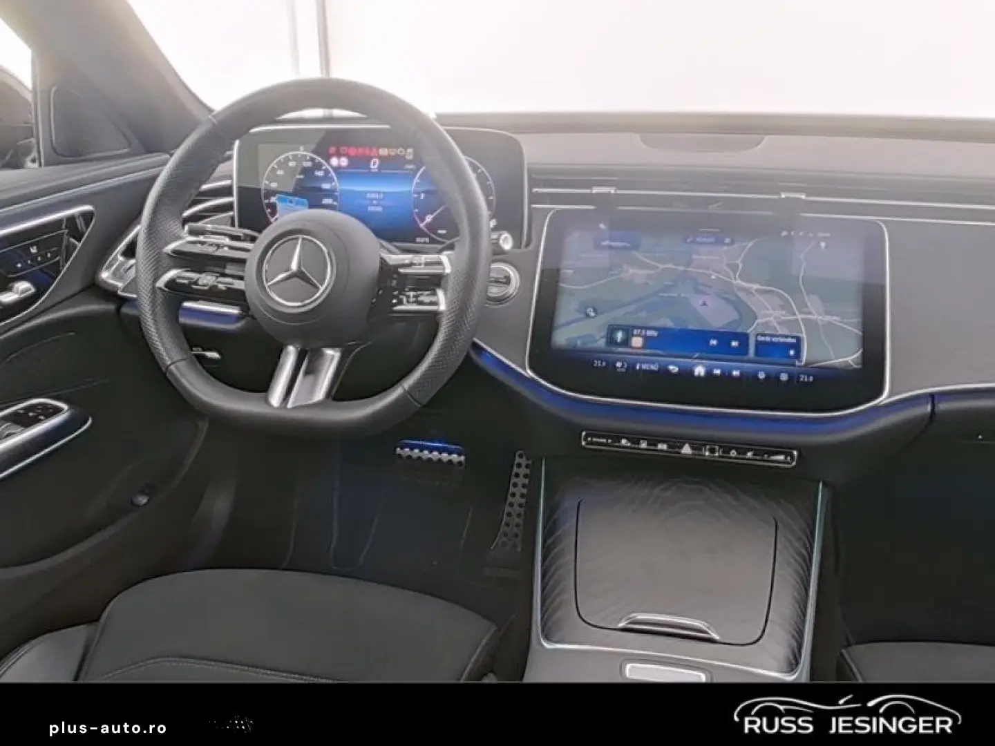 MERCEDES-BENZ E 220 d 4M AHK Distronic 2xKlima 360 AUT Kam.