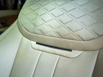 LAND ROVER Range Rover P615 LWB SV Signature Suite TV White