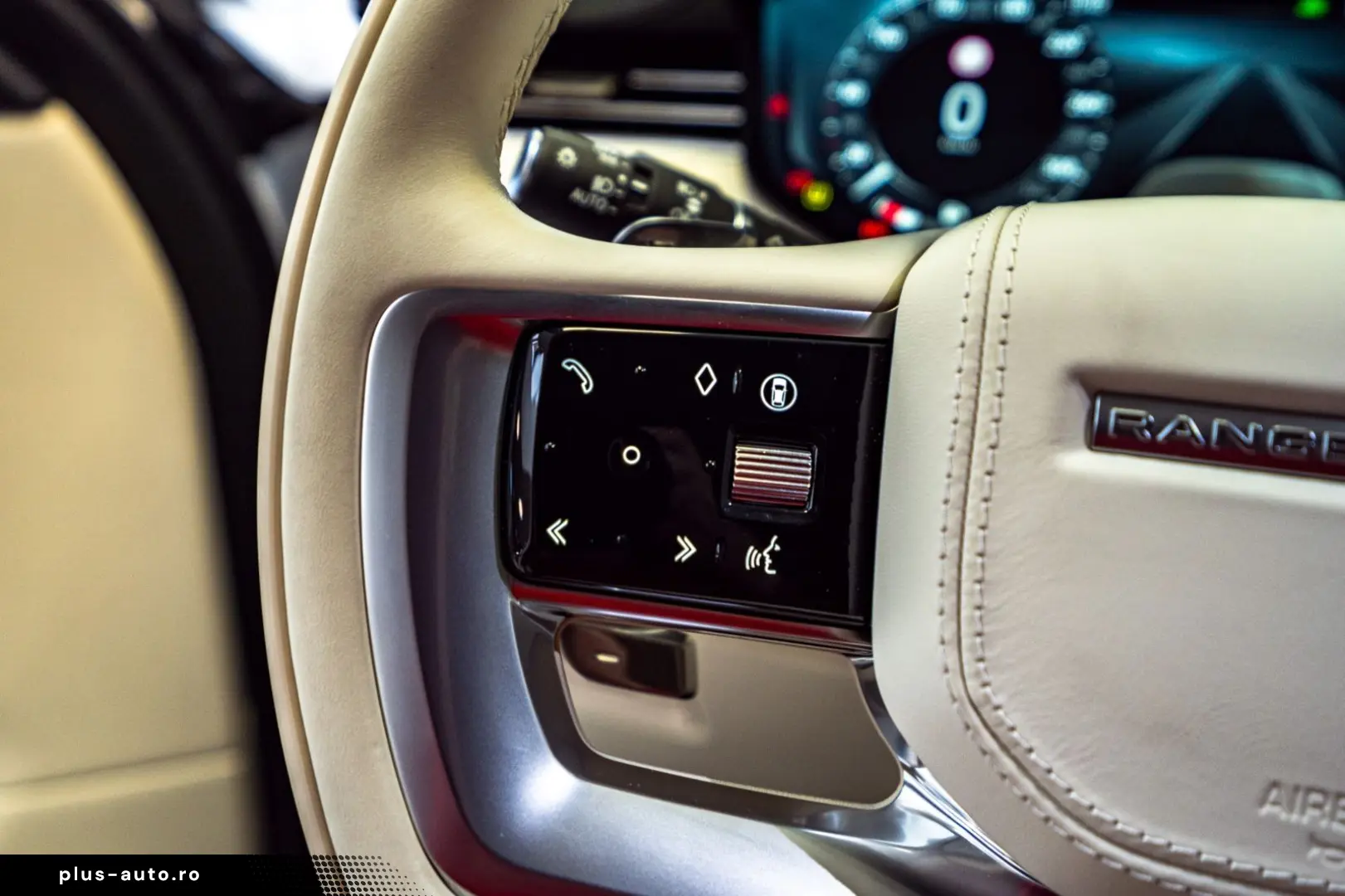 LAND ROVER Range Rover P615 LWB SV Signature Suite TV White