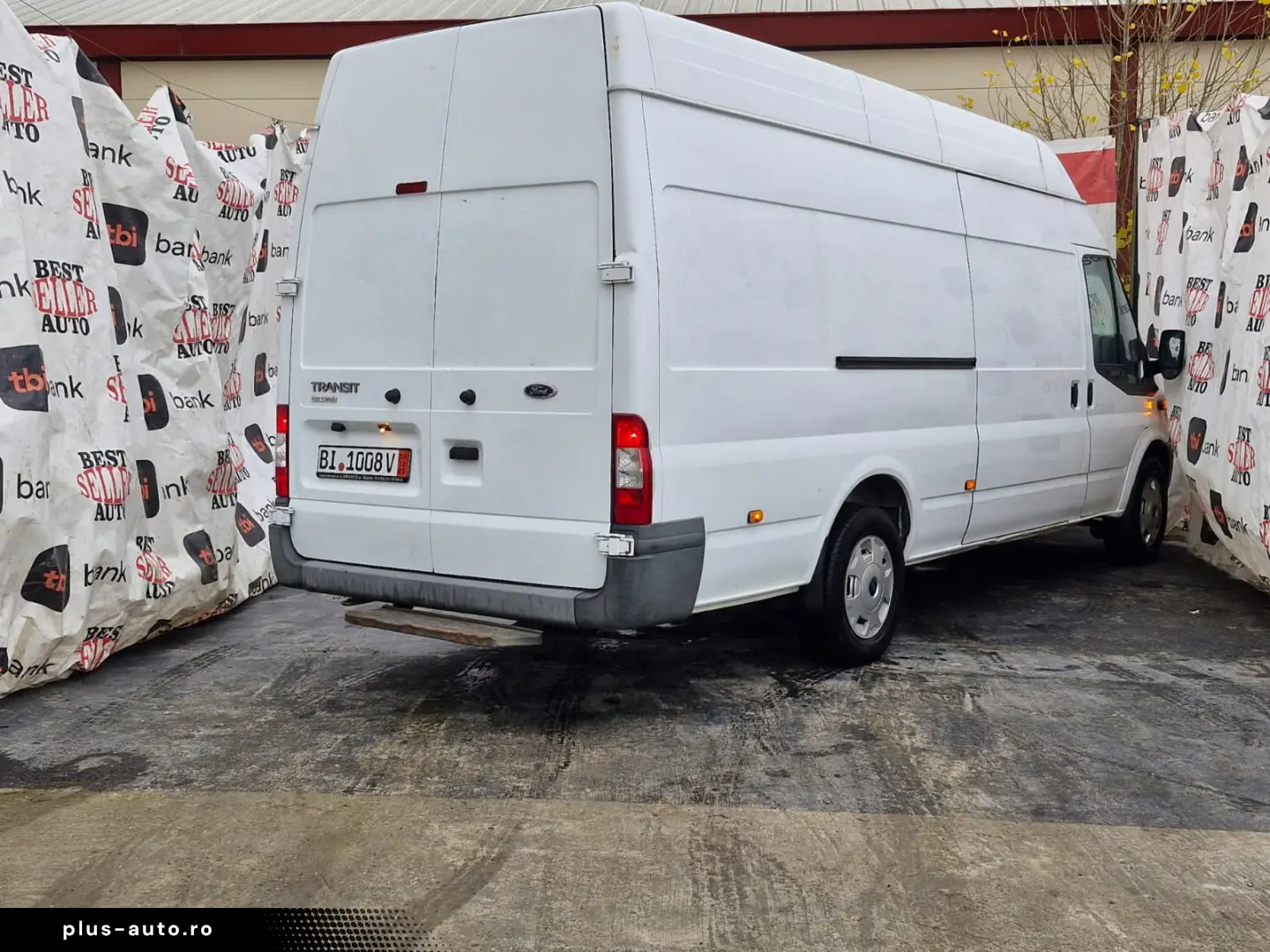 Ford Transit   Diesel – 2013