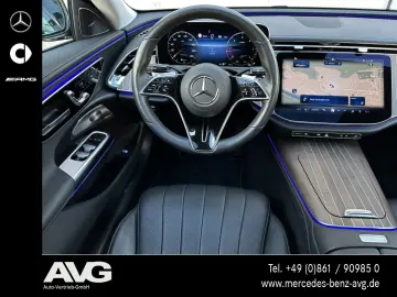 MERCEDES-BENZ E 220 d 4M Exclusive-Premium Pano AHK &hellip;