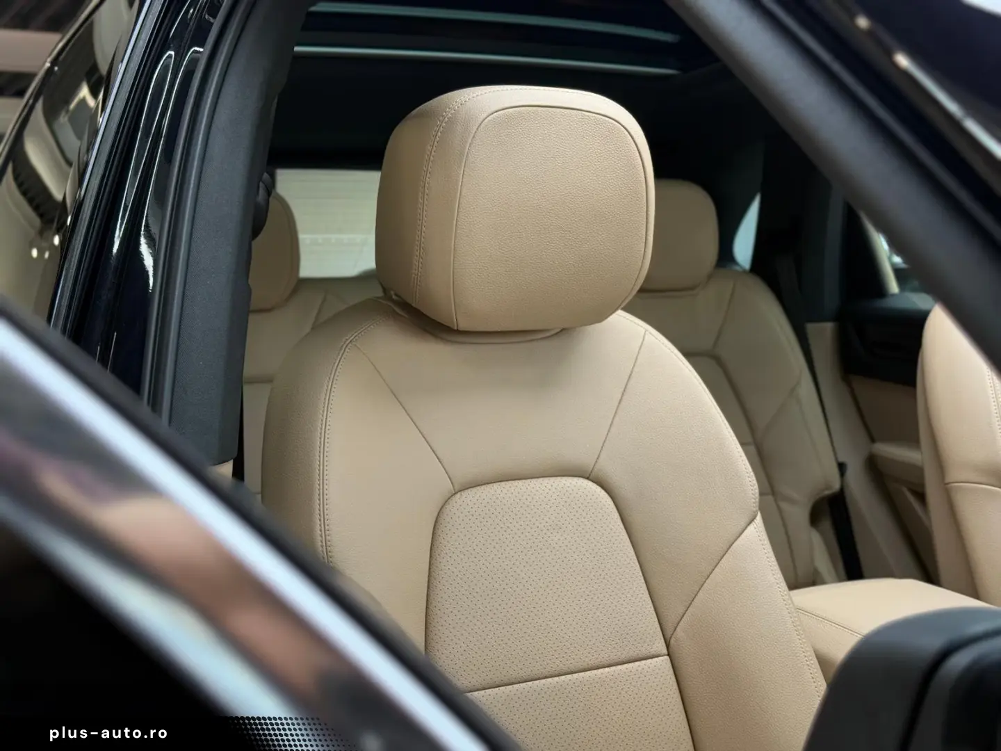 Porsche Cayenne E-Hybrid Panorama Head-Up