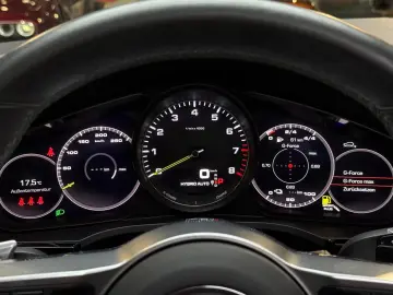 Porsche Cayenne E-Hybrid Panorama Head-Up