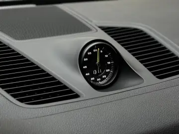 Porsche Cayenne E-Hybrid Panorama Head-Up