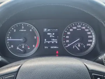 Hyundai Tucson 1.7 CRDI Comfort – Diesel