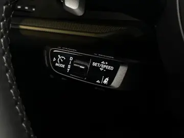 Porsche Cayenne E-Hybrid Coupe   InnoDrive   AHK