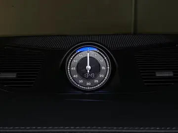 Porsche Cayenne E-Hybrid Coupe   InnoDrive   AHK