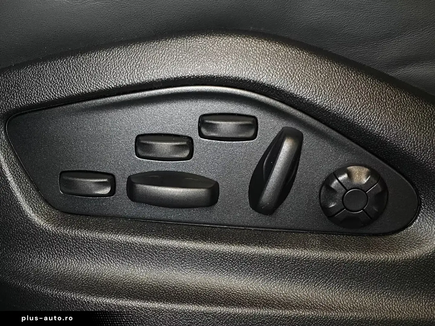 Porsche Cayenne E-Hybrid Coupe   InnoDrive   AHK