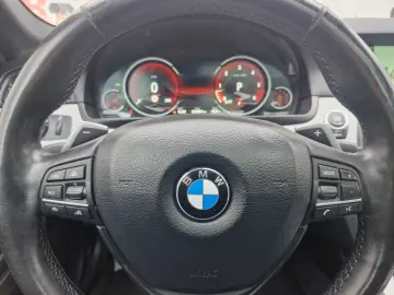 BMW Seria 5 Touring F11 M550d xDrive – Diesel – Automat