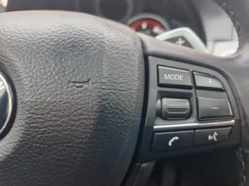 BMW Seria 5 Touring F11 M550d xDrive – Diesel – Automat