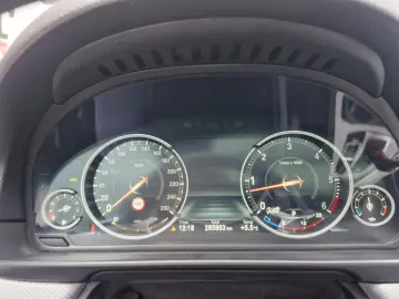 BMW Seria 5 Touring F11 M550d xDrive – Diesel – Automat