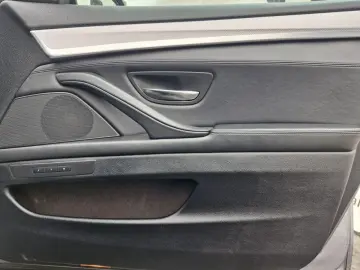 BMW Seria 5 Touring F11 M550d xDrive – Diesel – Automat