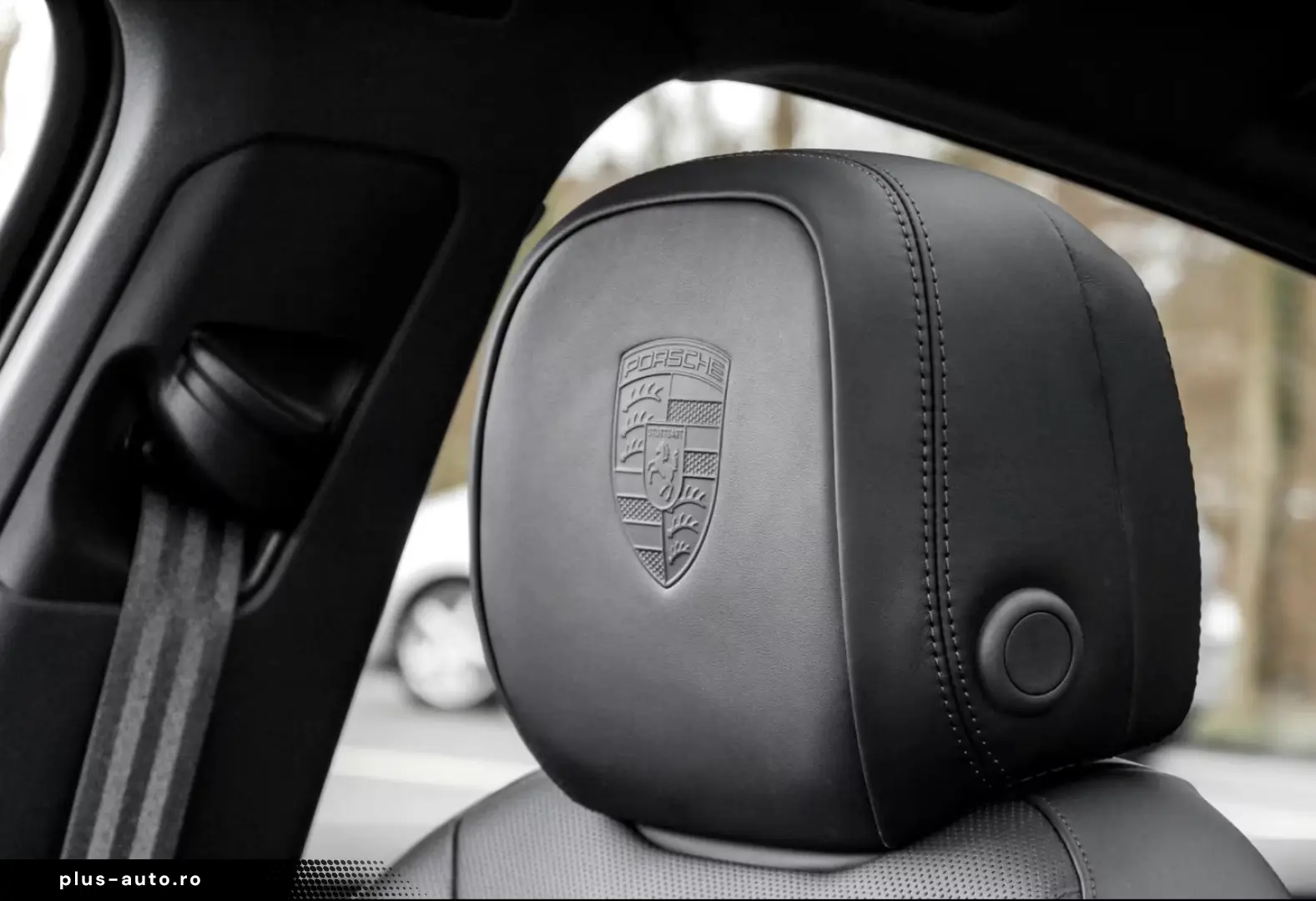 Porsche Cayenne E-Hybrid Coupe Black Edition