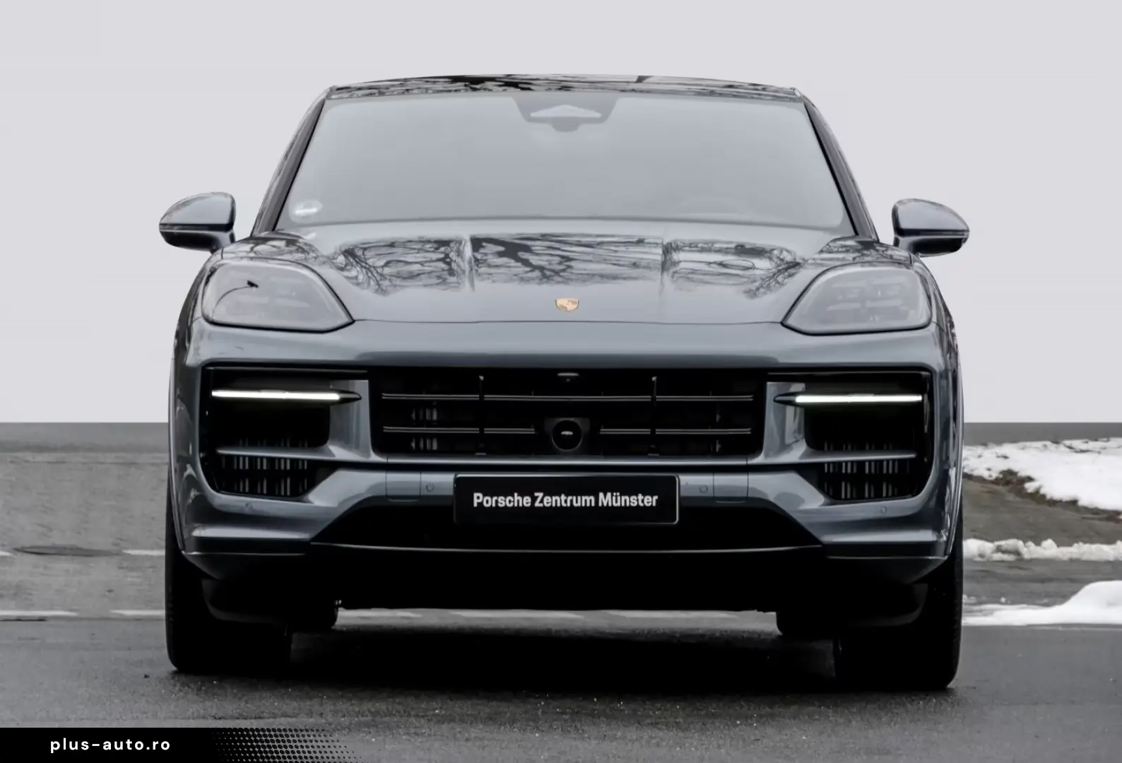 Porsche Cayenne E-Hybrid Coupe Black Edition