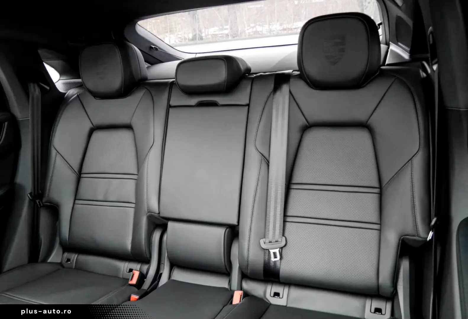 Porsche Cayenne E-Hybrid Coupe Black Edition