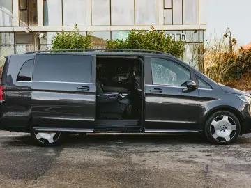 Mercedes Benz V300d 4 Matic VIP Seats