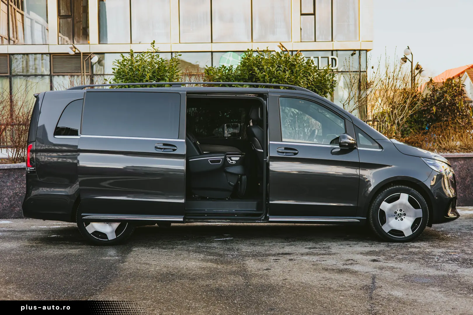 Mercedes Benz V300d 4 Matic VIP Seats