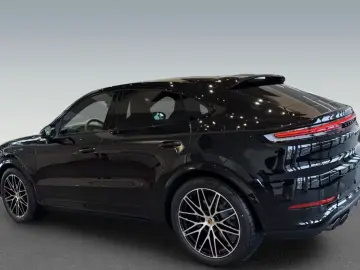 Porsche Cayenne E-Hybrid Coupe Black Edition