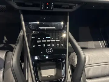 Porsche Cayenne E-Hybrid Coupe Black Edition