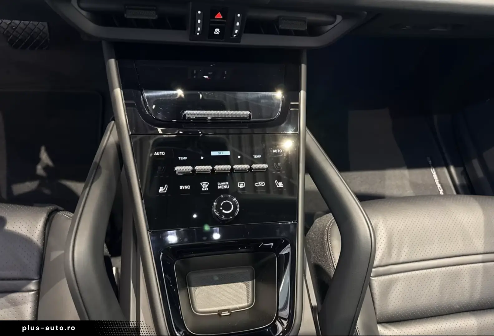 Porsche Cayenne E-Hybrid Coupe Black Edition