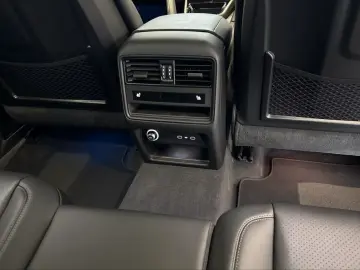 Porsche Cayenne E-Hybrid Coupe Black Edition