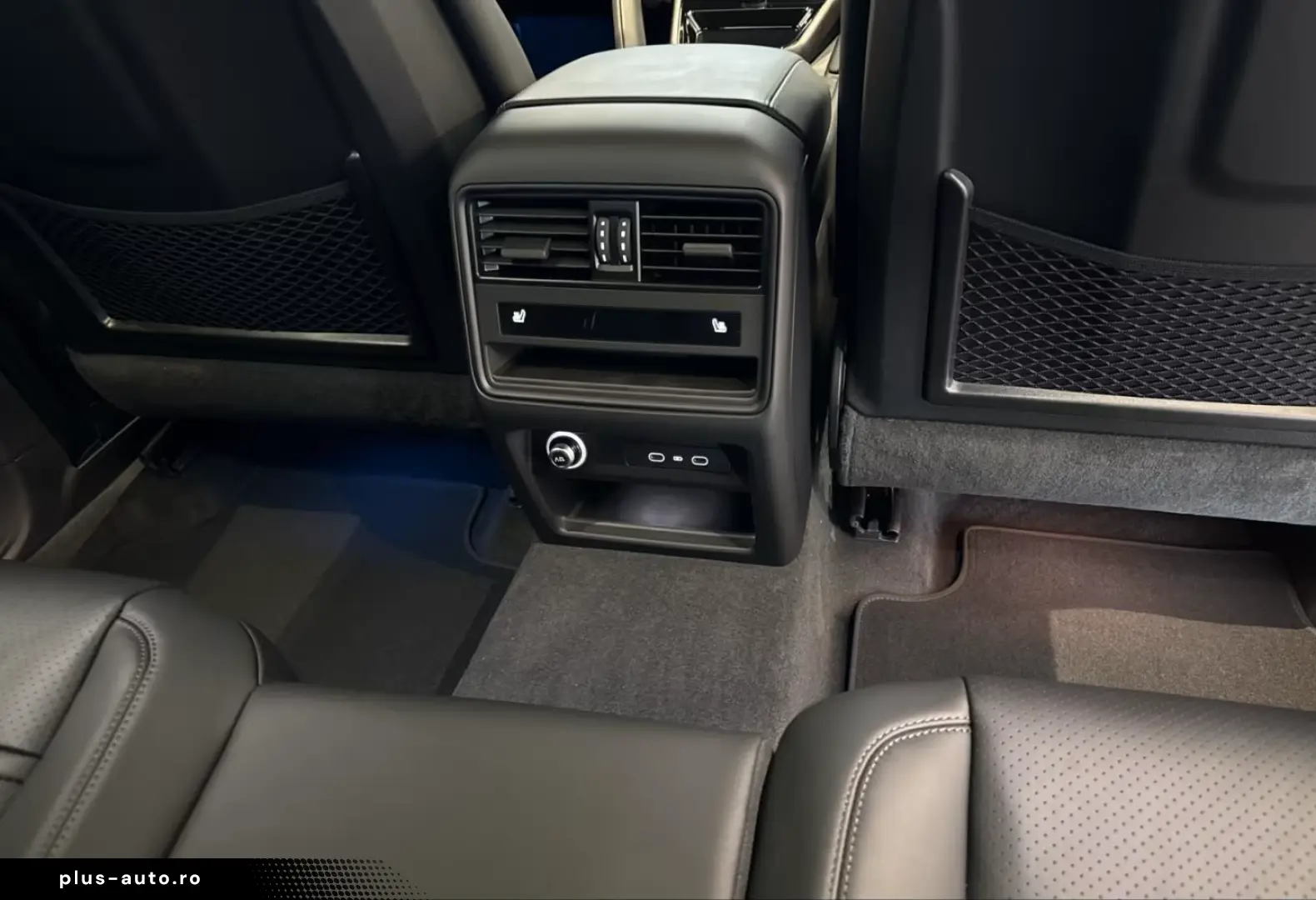 Porsche Cayenne E-Hybrid Coupe Black Edition