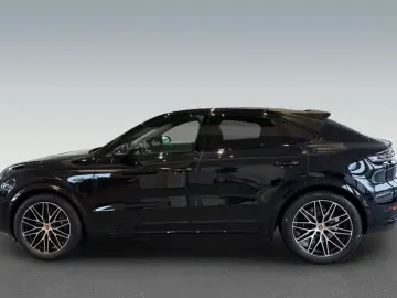 Porsche Cayenne E-Hybrid Coupe Black Edition