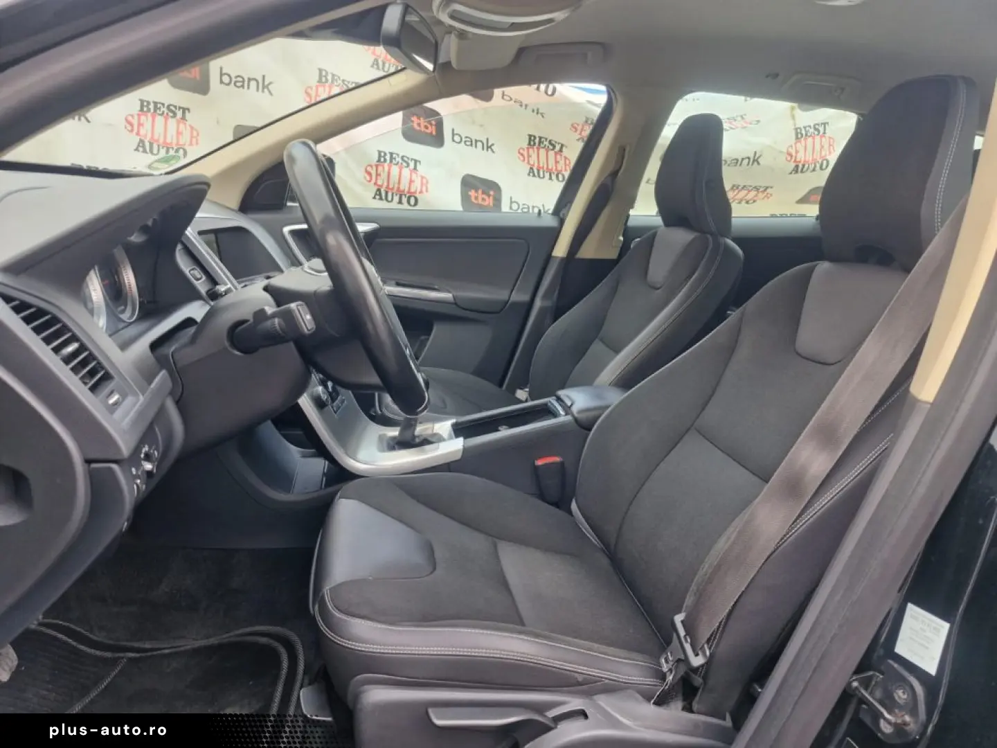 Volvo XC60 – 2.0 Diesel – Manual – 163 hp – 273.919km