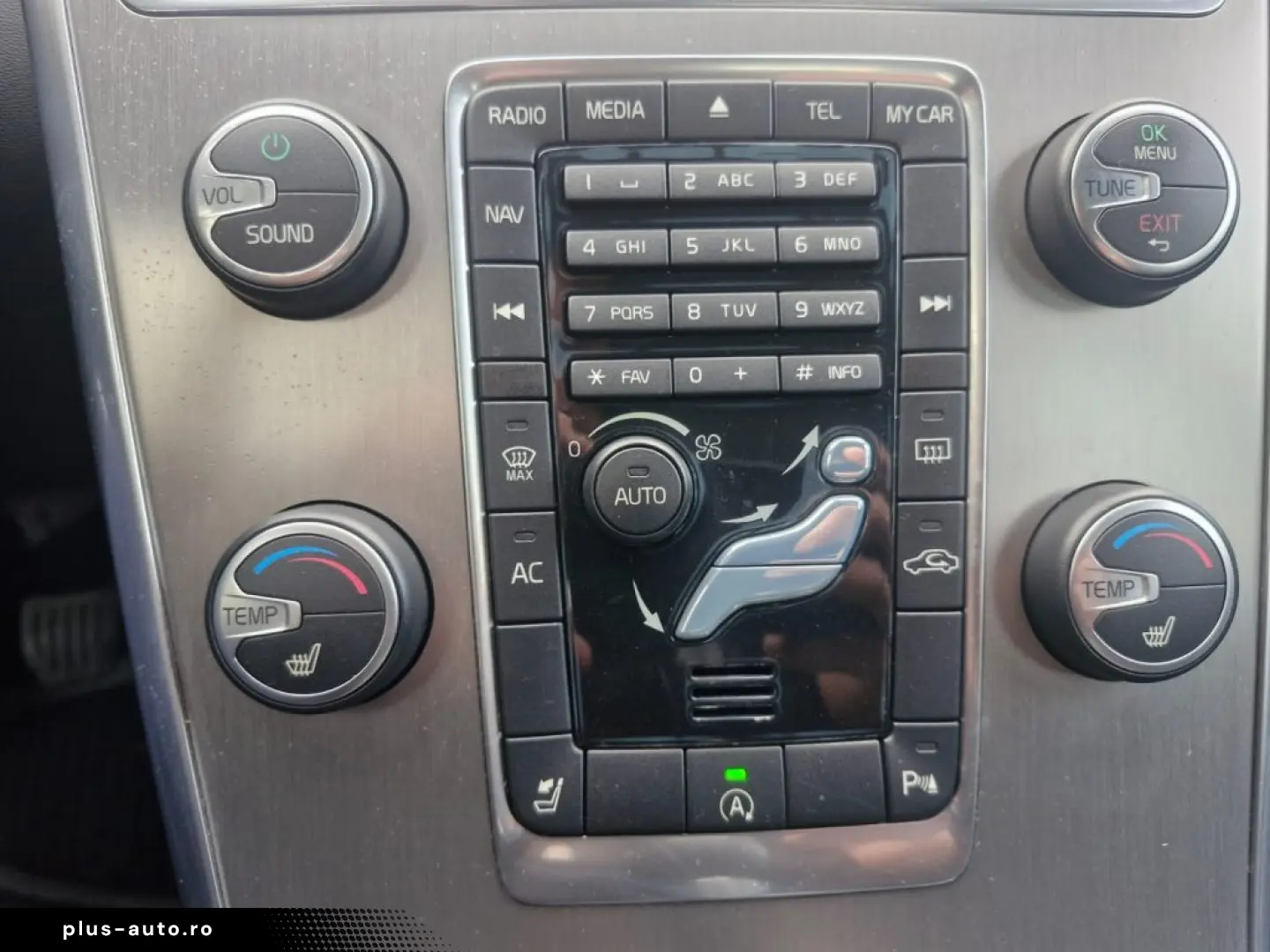 Volvo XC60 – 2.0 Diesel – Manual – 163 hp – 273.919km