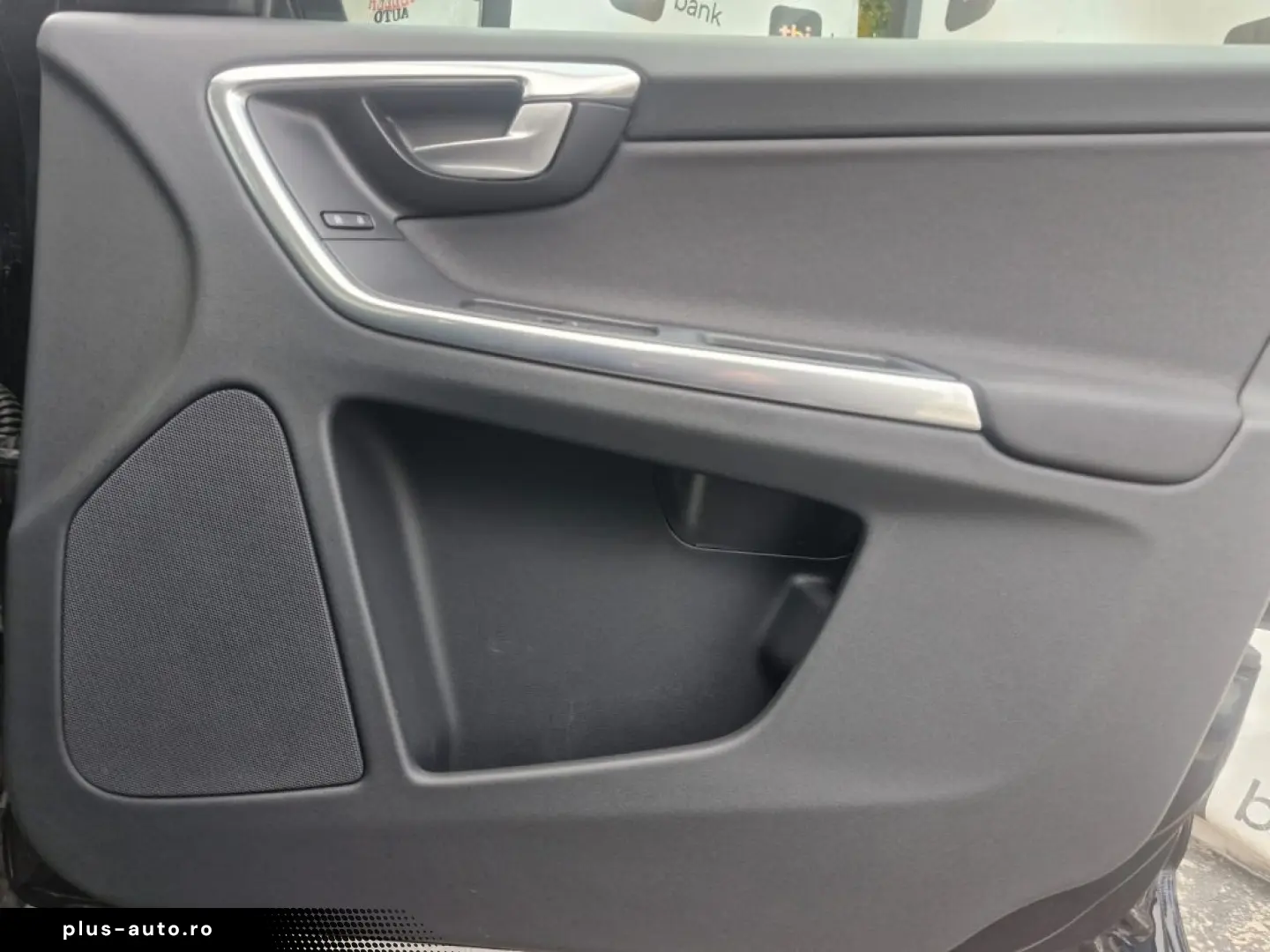 Volvo XC60 – 2.0 Diesel – Manual – 163 hp – 273.919km