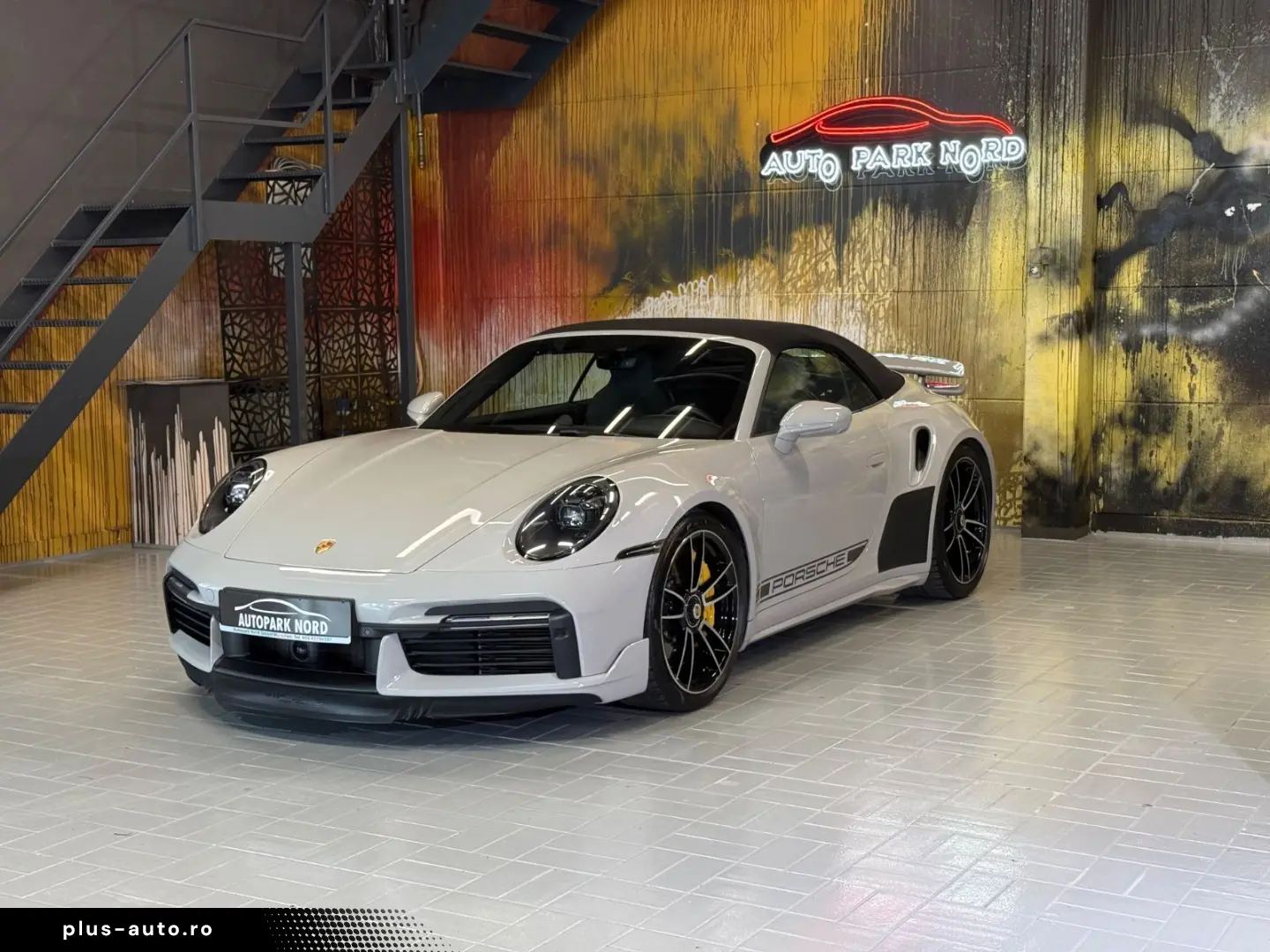 PORSCHE 911 Turbo S Cabriolet~AERO-KIT~BURMESTER~360 ~