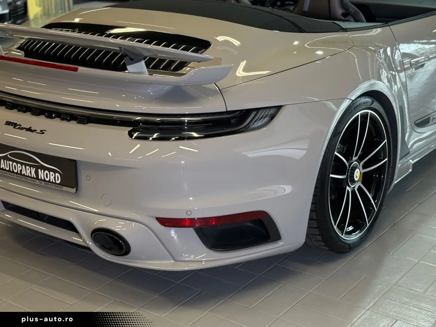 PORSCHE 911 Turbo S Cabriolet~AERO-KIT~BURMESTER~360 ~