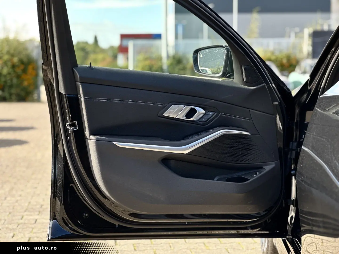 BMW 330d xDrive Limousine M Sportpaket HiFi DAB LED