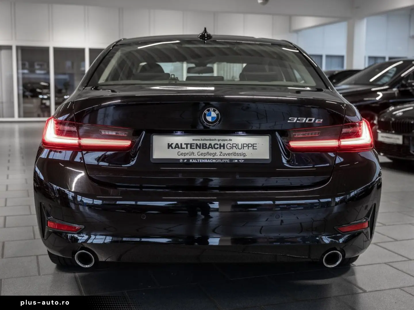 BMW 330e Advantage LED NAVI SITZHEIZUNG PDC KLIMA