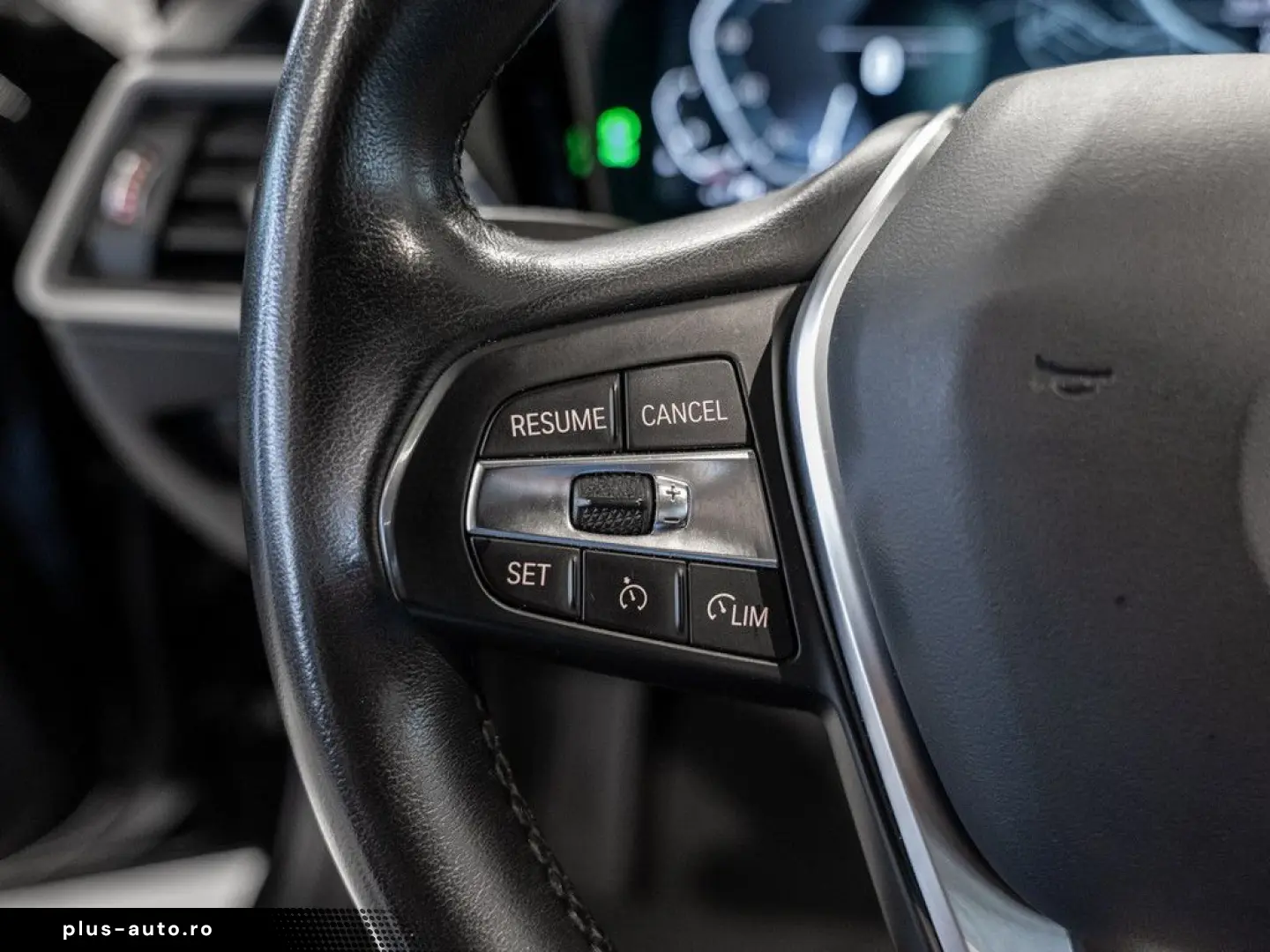 BMW 330e Advantage LED NAVI SITZHEIZUNG PDC KLIMA