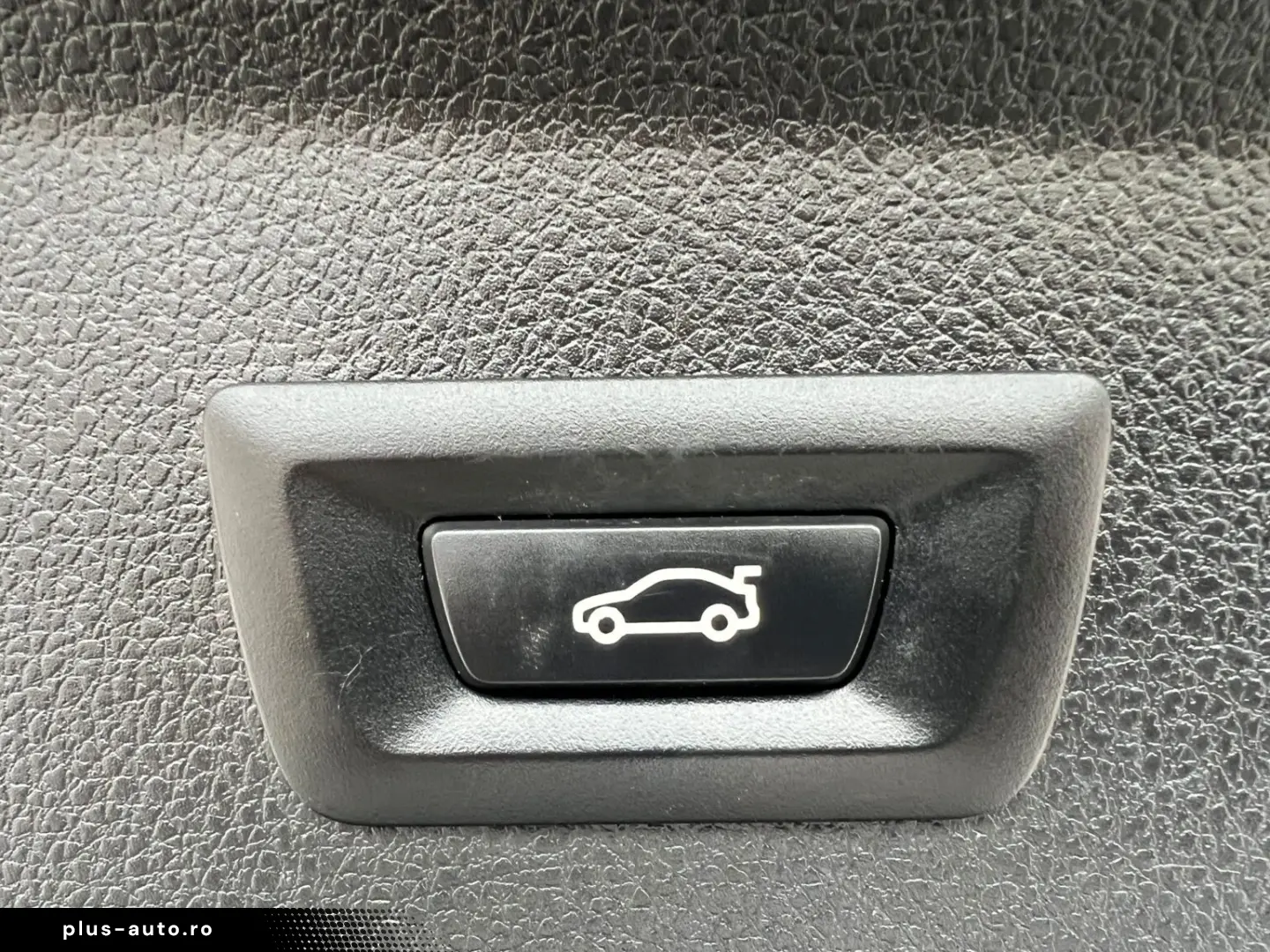 BMW Seria 3 GT 318d   2015