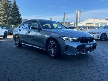 BMW 320 i M Sportpak. AHK ACC Ad.LED elSitze M 18 M