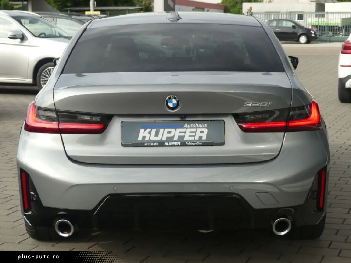 BMW 320 i M Sportpak. AHK ACC Ad.LED elSitze M 18 M