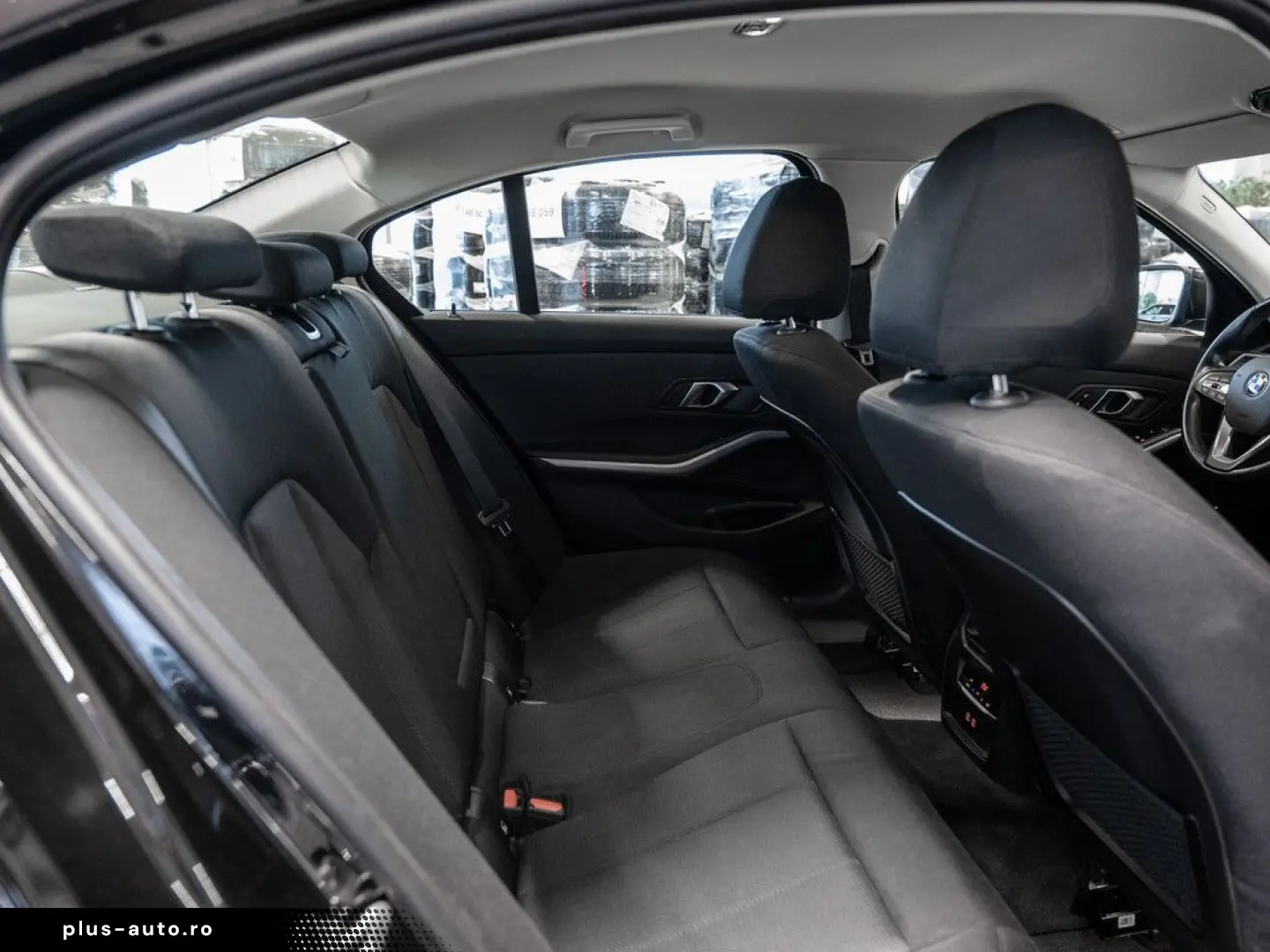 BMW 330e Advantage LED NAVI SITZHEIZUNG PDC KLIMA