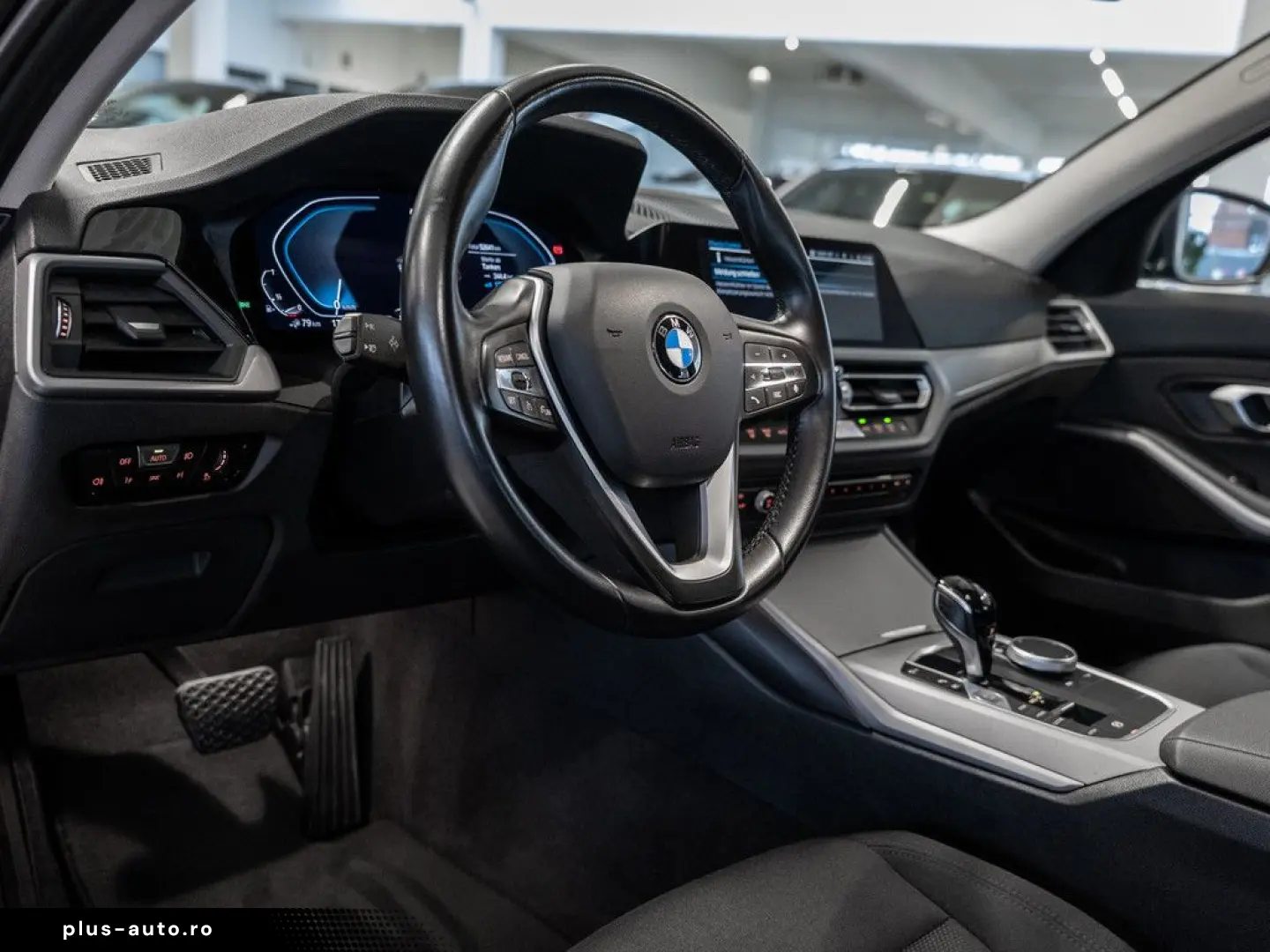 BMW 330e Advantage LED NAVI SITZHEIZUNG PDC KLIMA