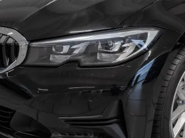 BMW 330e Advantage LED NAVI SITZHEIZUNG PDC KLIMA