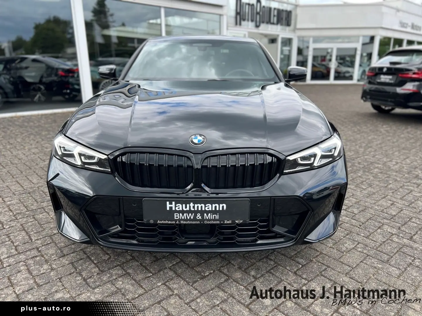 BMW 320 d xDrive M SPORT  NP 70.410€ STH LKH ACC