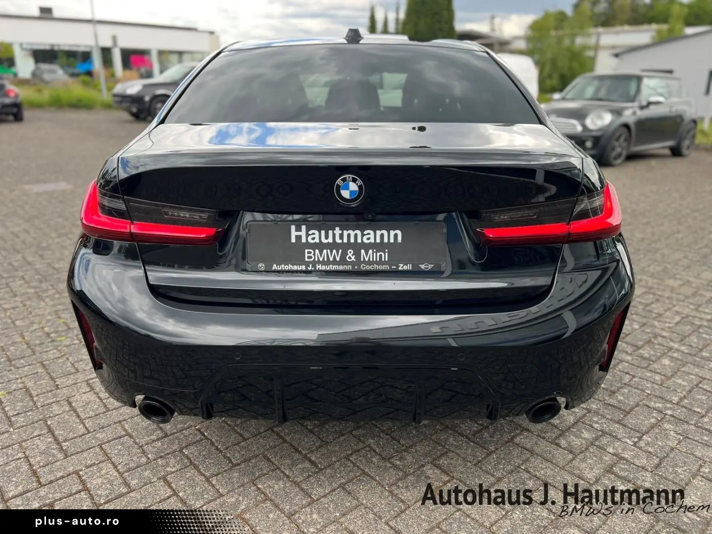 BMW 320 d xDrive M SPORT  NP 70.410€ STH LKH ACC